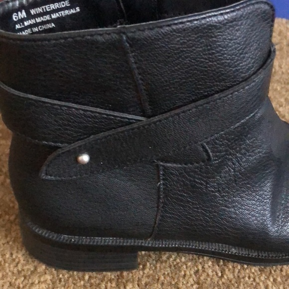 Cute black boots - Picture 5 of 5